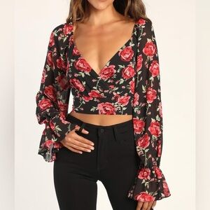 New Lulu's Flirty Mood Black Floral Print Surplice Crop Top Women's Size XS NWT